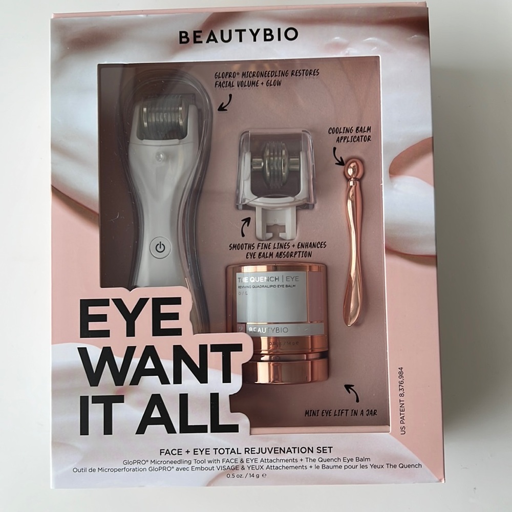 BeautyBio FACE + EYE TOTAL REJUVENATION SET
GloPRO® Microneedling Tool